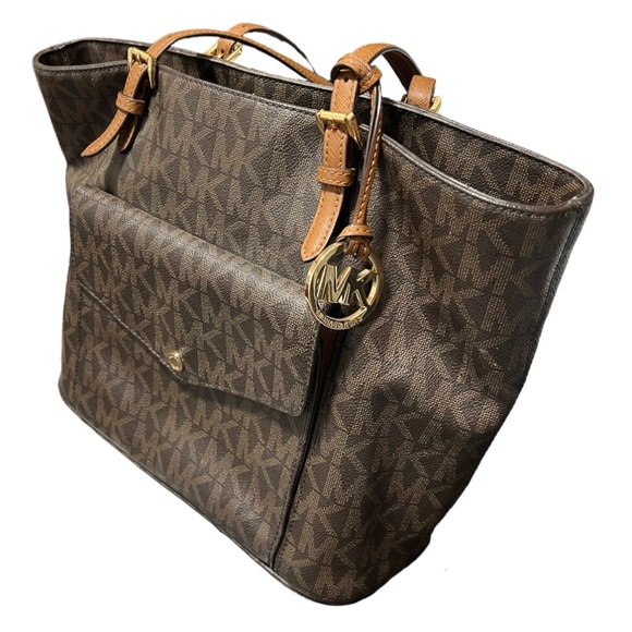 Genuine Michael Kors tote style purse and wallet - Picture 3 of 4